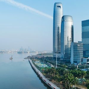Intercontinental Guangzhou Exhibition Center By Ihg - Free Shuttle Between Hotel And Exhibition Center During Canton Fair & Exhibitor Registration Counter